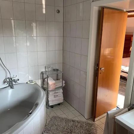 River / Messezimmer Fur 3-4 Accommodatie bij particulieren Düsseldorf